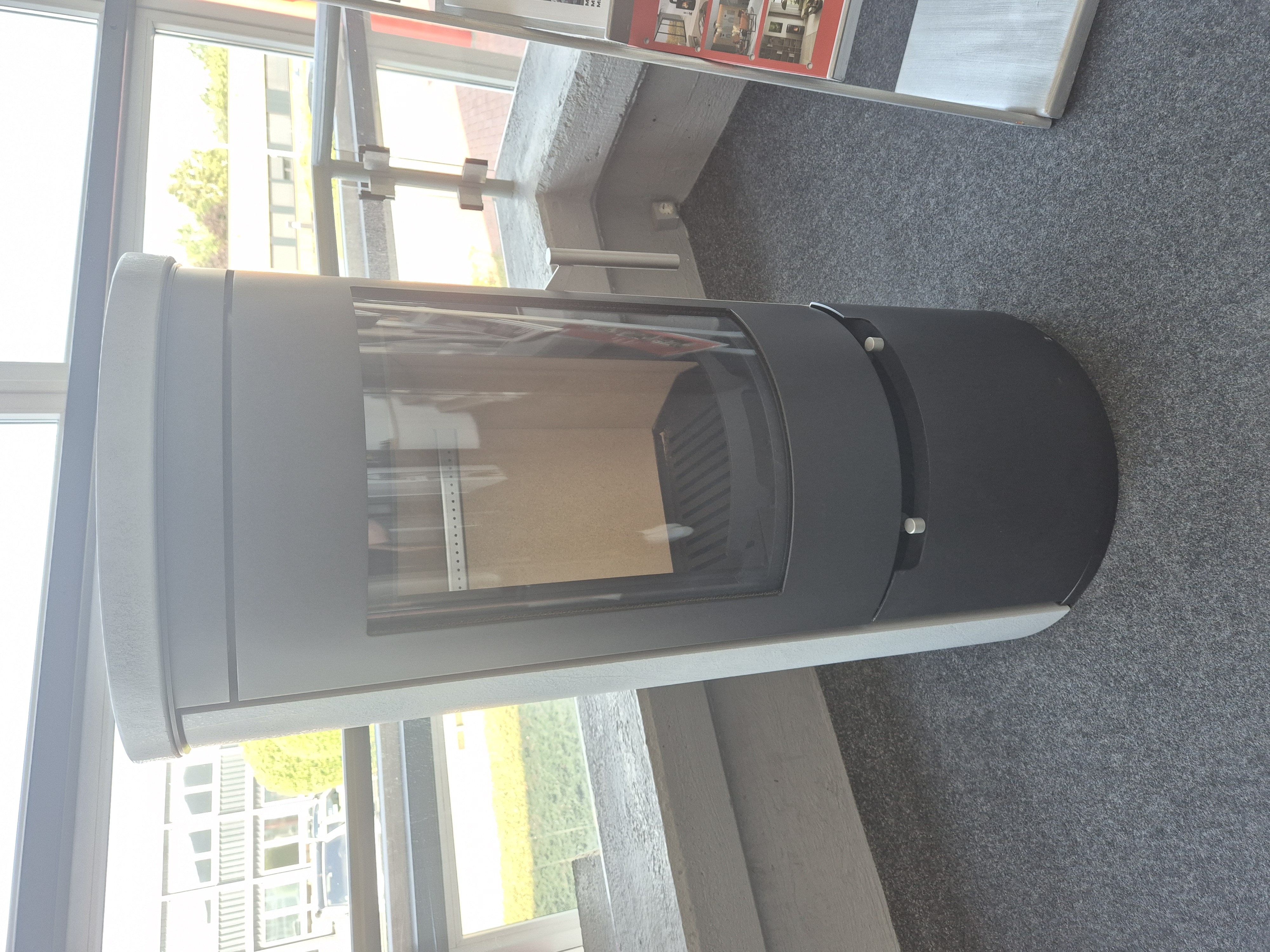 Novaline Vera SK, inkl. Holzfachtür, Grey Rock (7,0 kW) (Ausstellungsgerät)