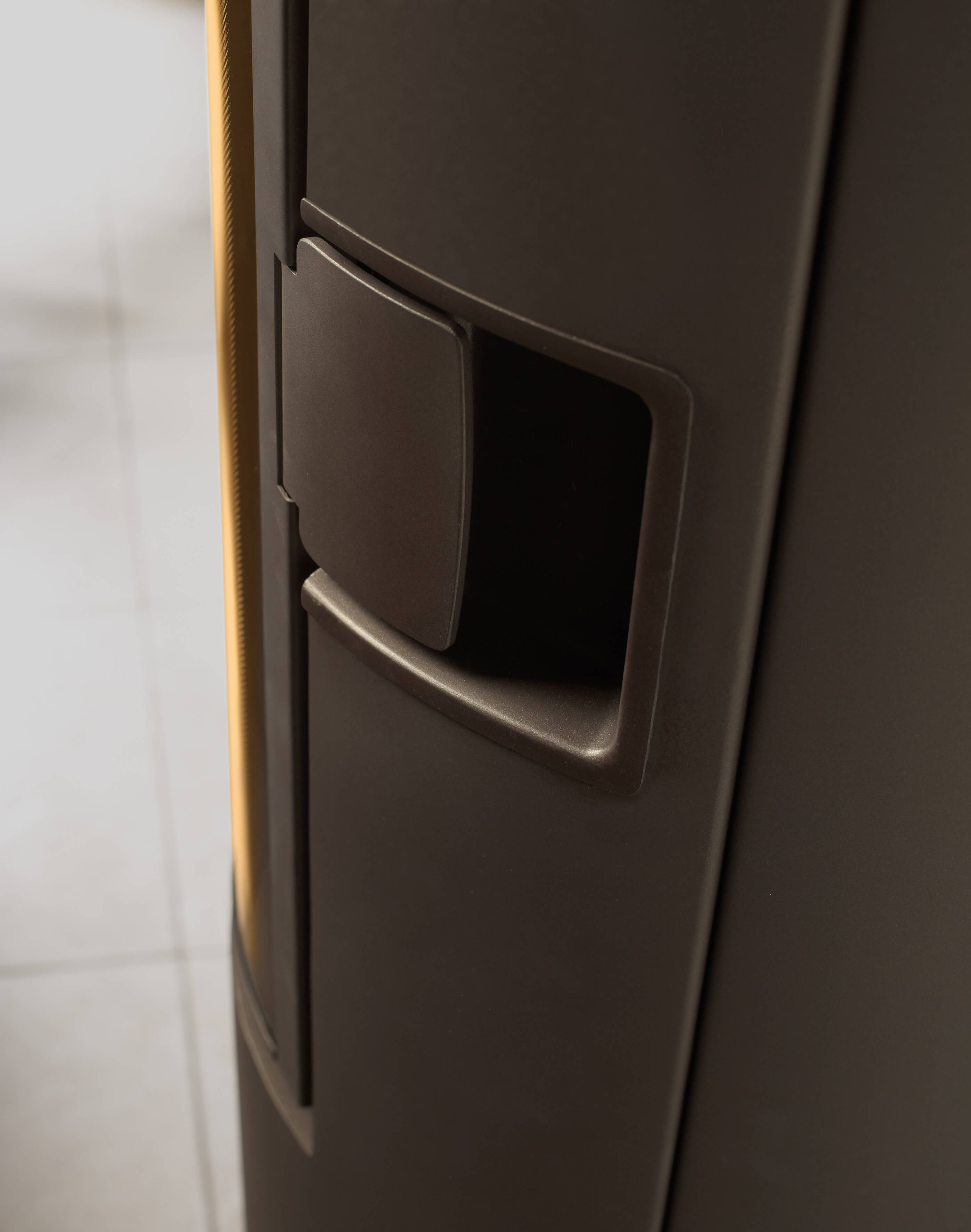 Stila-2-0-Detail-T-rgriff