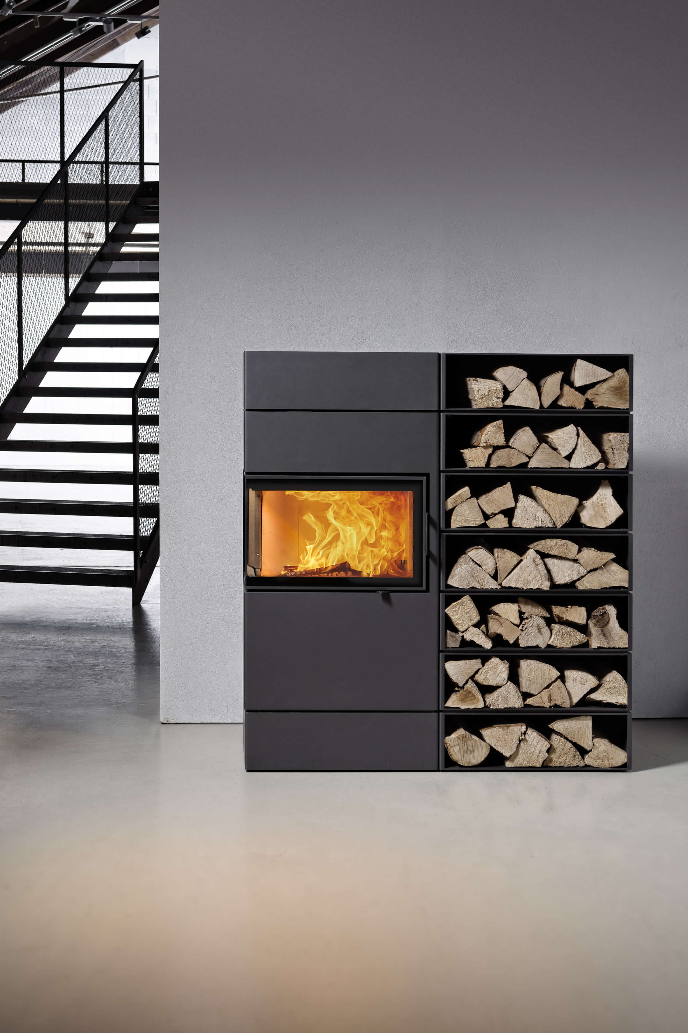 Dexter-2-0-Ambiente-mit-Sockel-Aufsatzboxen-Beistellboxen-TreppeLzeoyKYlx0q5w